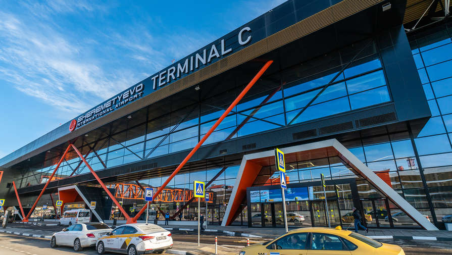 Аэропорт Шереметьево повышает цену на парковку с 1 апреля