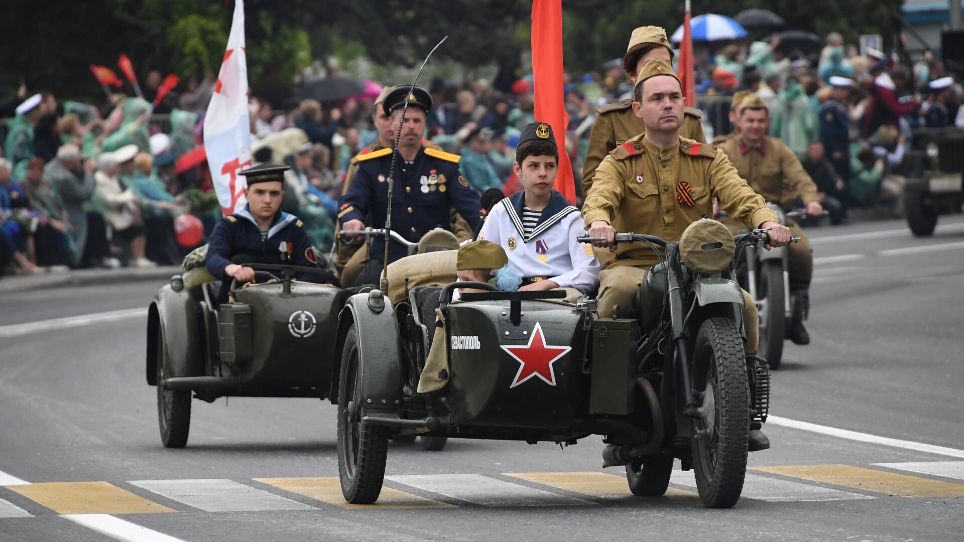 Аксёнов: парад и шествие Бессмертного полка 9 мая в Крыму не планируются